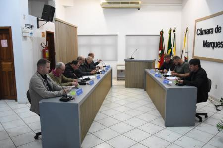 Quatro Projetos pautam sessão desta quinta-feira (22)