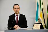 Câmara Municipal entrega Título de Cidadão Marques-souzense a Diovane Cardoso Ferreira